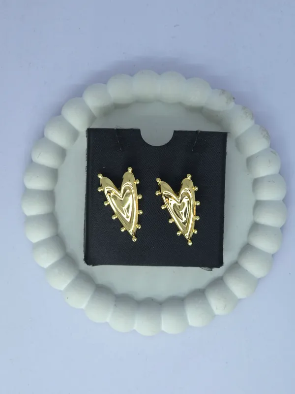 Gold_Tone_Steel_Heart_Motif_Stud_Earrings_For_Women