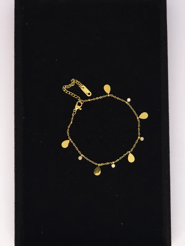 Gold_Tone_Leaf_Charm_Anklet_For_Women