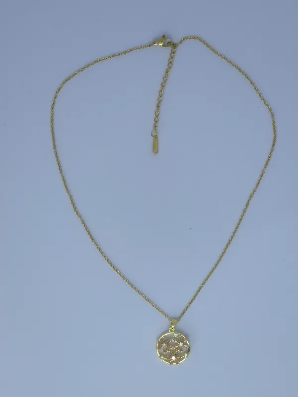 Gold-Tone_Floral_Pendant_Necklace_For_Women