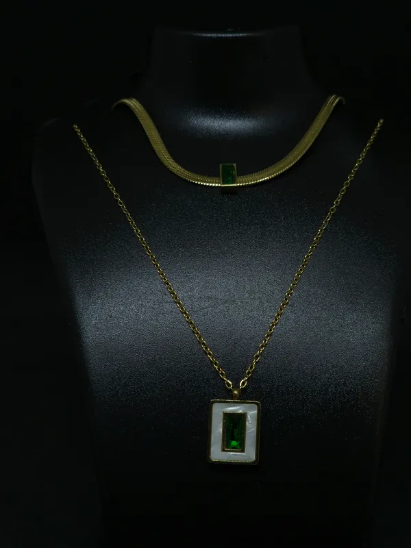 Gold_Tone_Layered_Necklace_Set_For_Women
