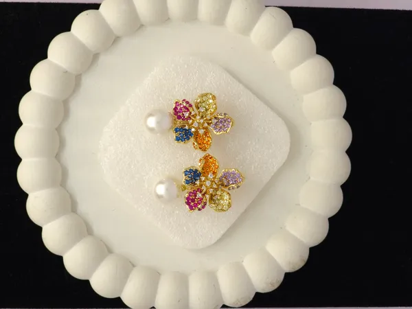 Gold_Tone_Multicolour_Floral_Pearl_Stud_Earrings_For_Women