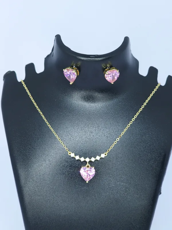 Gold_Tone_Heart_Pendant_Necklace_And_Earrings_Set_For_Women