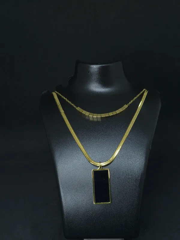 Gold-Toned_Layered_Pendant_Necklace_For_Women