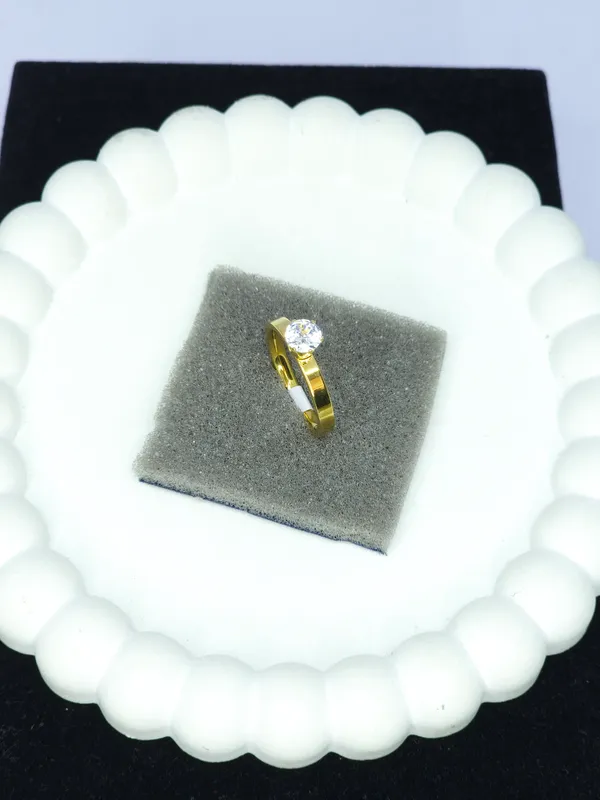 Gold_Tone_Single_Crystal_Accent_Slim_Band_Ring_For_Women