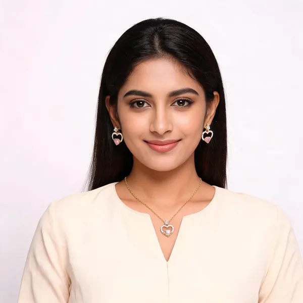 Gold_Tone_Heart_Pendant_Jewellery_Set_For_Women