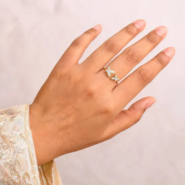 Gold_Tone_Butterfly_Motif_Stone_Embellished_Ring_For_Women