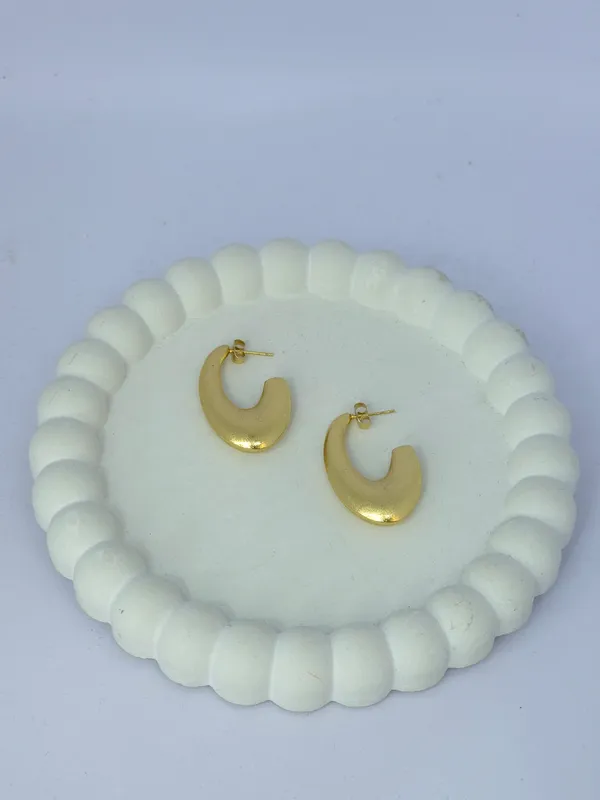 Gold_Tone_Steel_Crescent_Open_Hoop_Earrings_For_Women