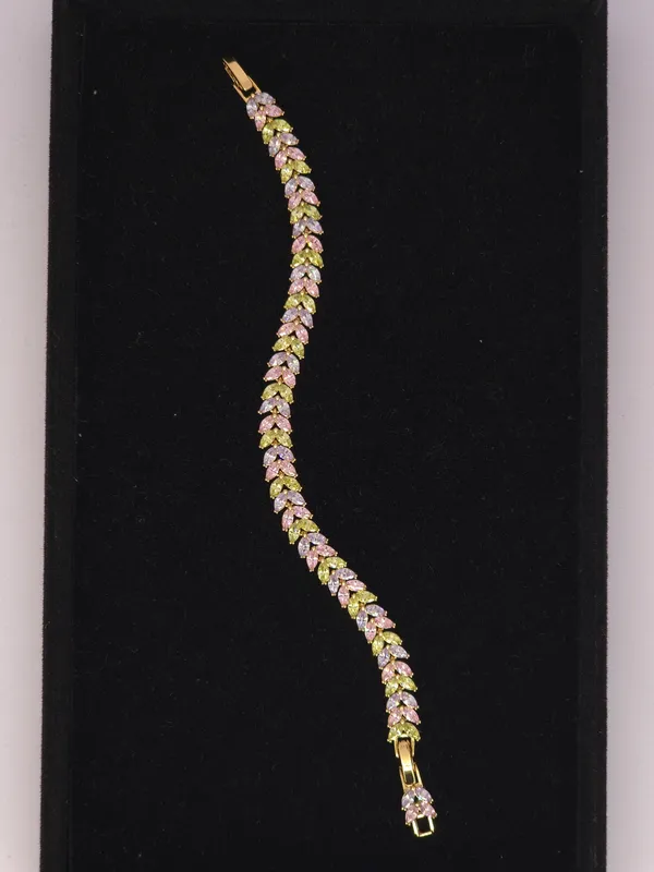 Gold_Tone_Pink_Floral_Stone_Necklace