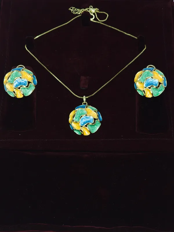 Multicolour_Enamel_Pendant_Necklace_And_Earrings_Set_For_Women