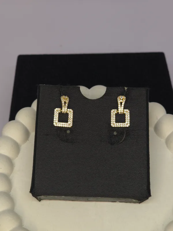 Gold_Tone_Geometric_Stud_Earrings_For_Women