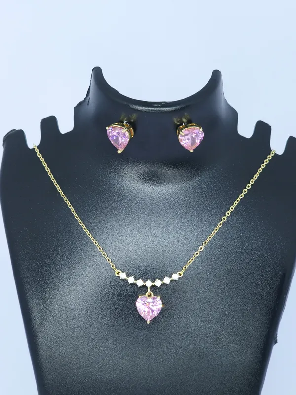 Gold_Tone_Heart_Pendant_Necklace_And_Earrings_Set_For_Women