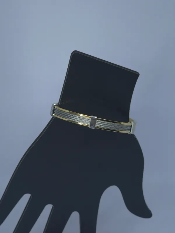 Gold_And_Silver_Metal_Bracelet_For_Women