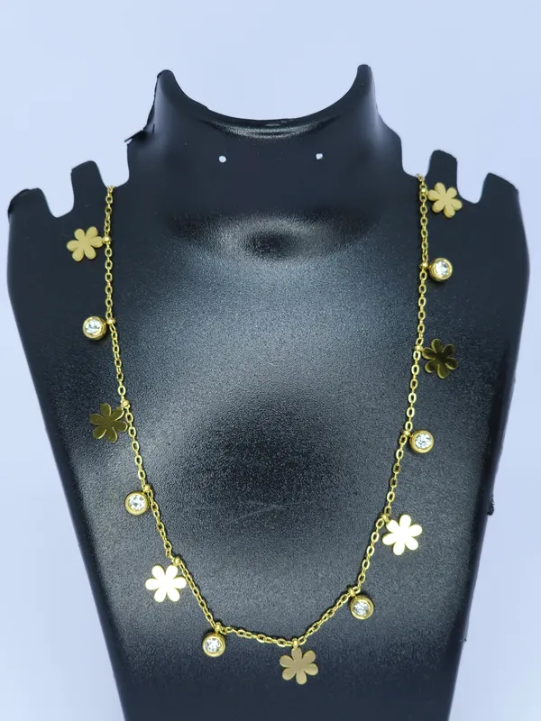 Gold_Tone_Floral_Charm_Necklace_For_Women
