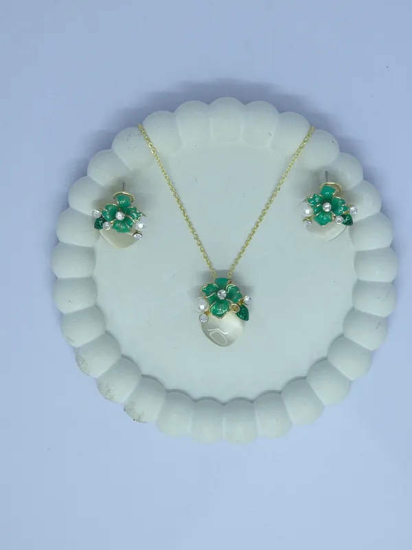Green_Beaded_Floral_Necklace_And_Earrings_Set_For_Women
