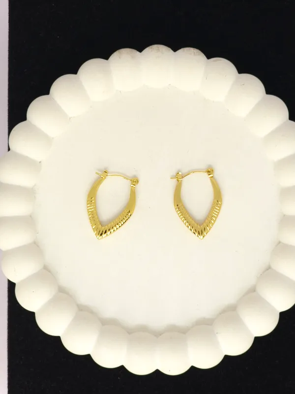 Gold_Tone_Steel_Textured_Pointed_Hoop_Earrings_For_Women