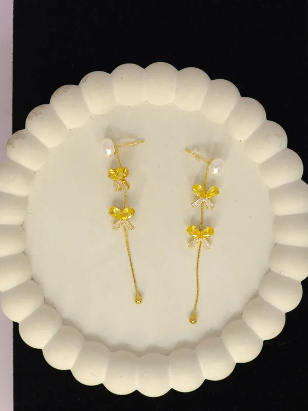 Gold_Tone_Floral_Drop_Earrings_For_Women