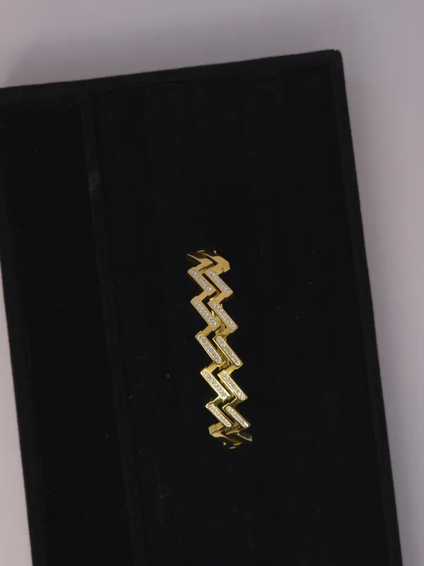 Gold-Tone_Zigzag_Link_Bracelet_For_Women