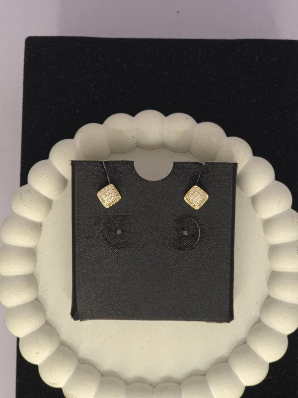 Gold_Tone_Square_Stud_Earrings_For_Women