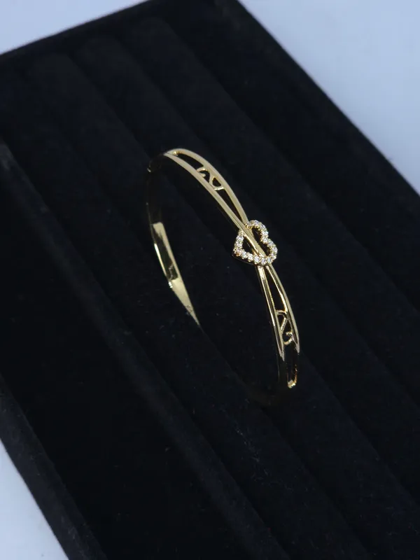 Gold_Tone_Steel_Heart_Centrepiece_Bangle_Bracelet_For_Women