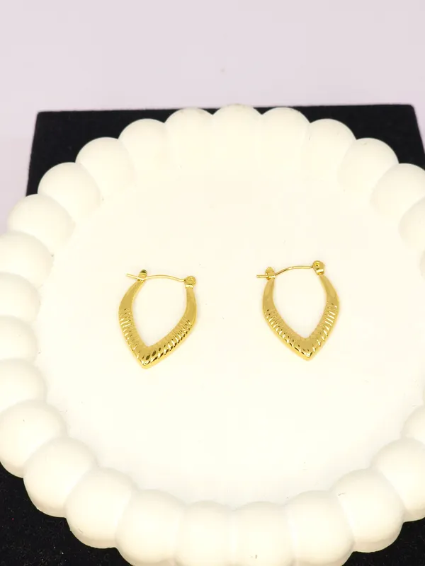 Gold_Tone_Steel_Textured_Pointed_Hoop_Earrings_For_Women