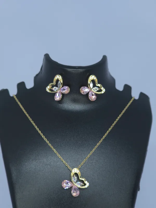 Gold-Tone_Heart_Pendant_Necklace_And_Earrings_Set_For_Women