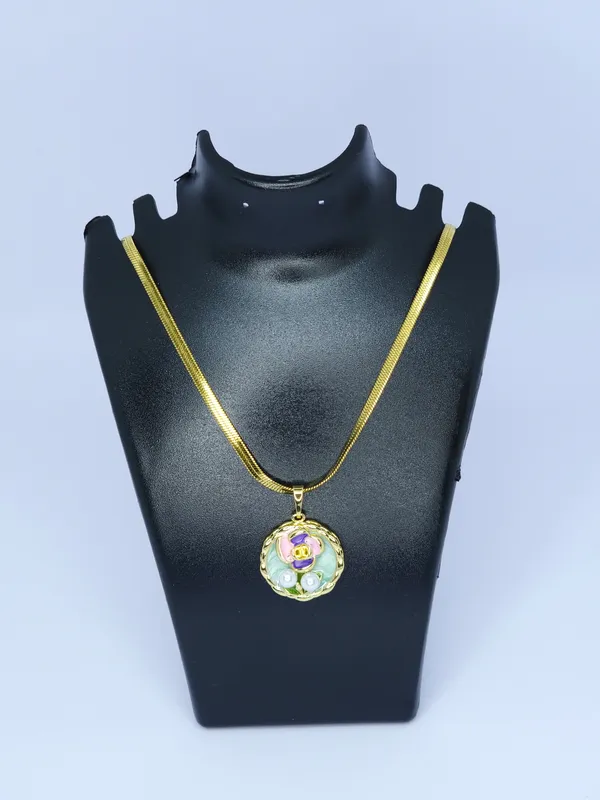 Gold_Tone_Religious_Pendant_Necklace_For_Women