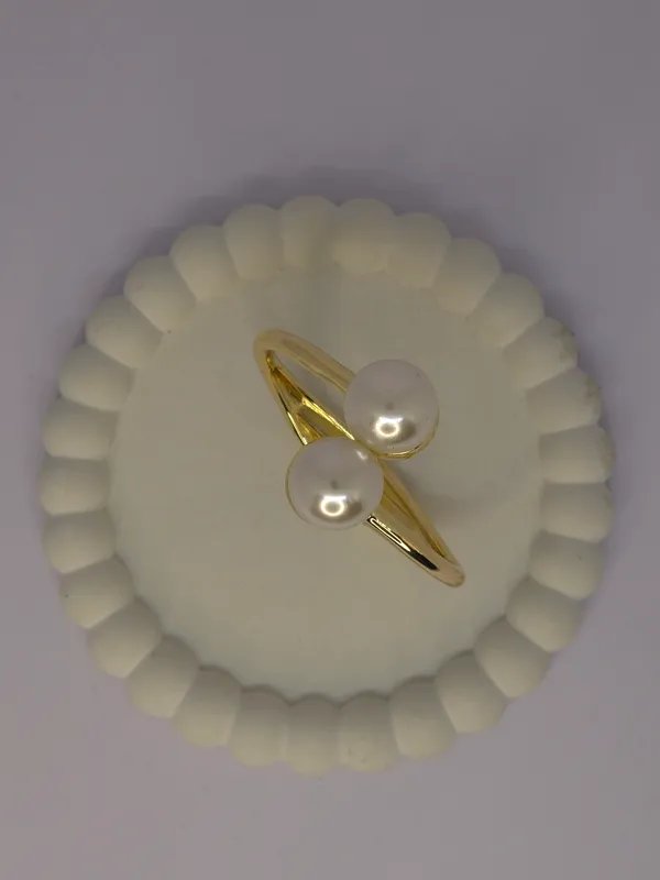 Gold_Tone_Pearl_Hair_Clip_For_Women