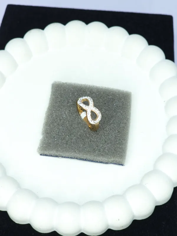 Gold_Tone_Infinity_Pendant_For_Women
