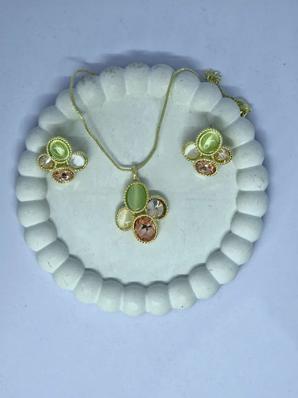 Gold_Tone_Floral_Stone_Necklace_And_Earrings_Set_For_Women