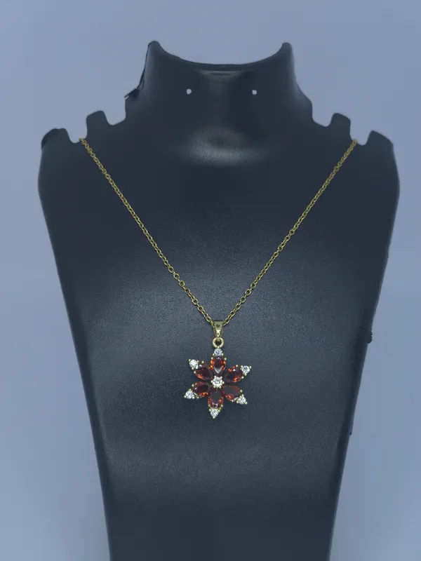 Gold-Tone_Floral_Pendant_Necklace_For_Women