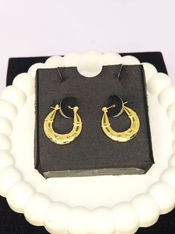 Gold_Tone_Textured_Hoop_Earrings_For_Women
