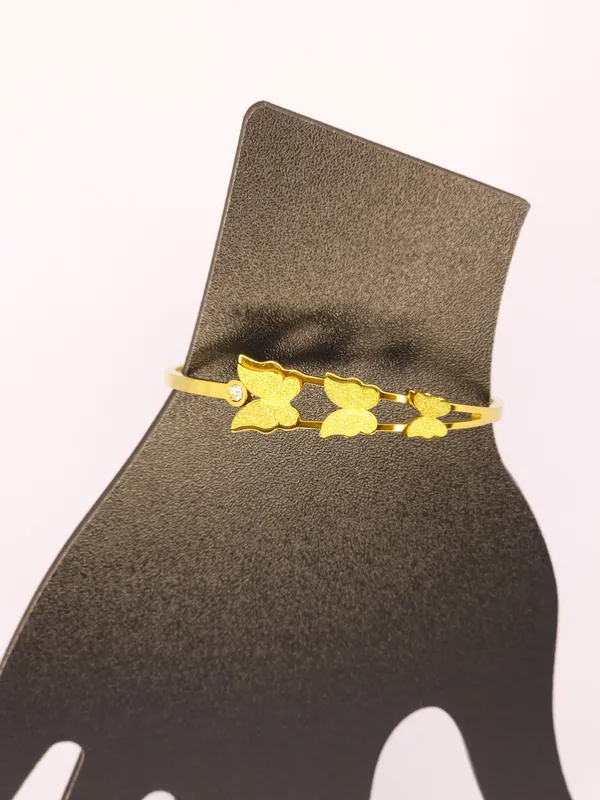 Gold_Tone_Butterfly_Bracelet_For_Women