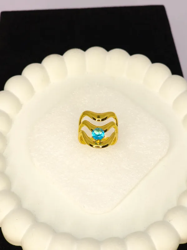 Gold_Tone_Wave_Ring_For_Women