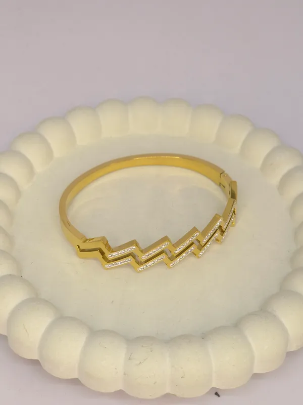 Gold-Tone_Zigzag_Link_Bracelet_For_Women