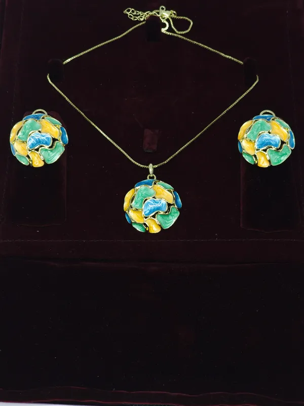 Multicolour_Enamel_Pendant_Necklace_And_Earrings_Set_For_Women