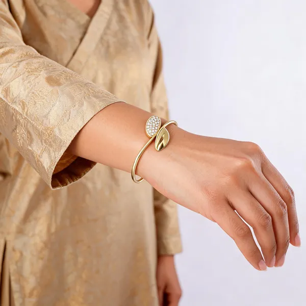 Gold_Tone_Steel_Leaf_Crystal_Cuff_Bracelet_For_Women
