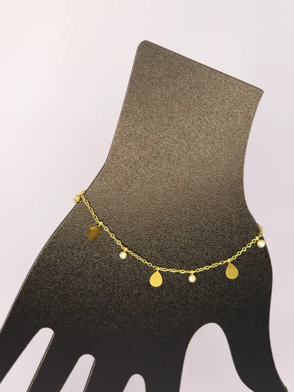 Gold_Tone_Leaf_Charm_Anklet_For_Women