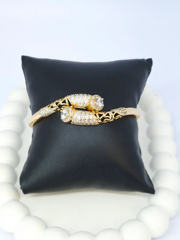 Gold_Tone_Steel_Twin_Fish_Motif_Open_Cuff_Bracelet_For_Women