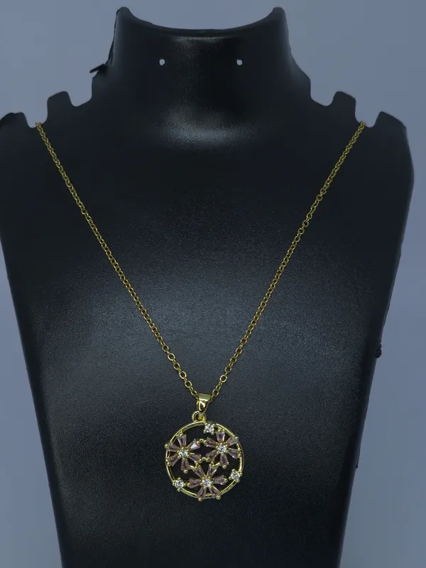 Gold-Tone_Floral_Pendant_Necklace_For_Women