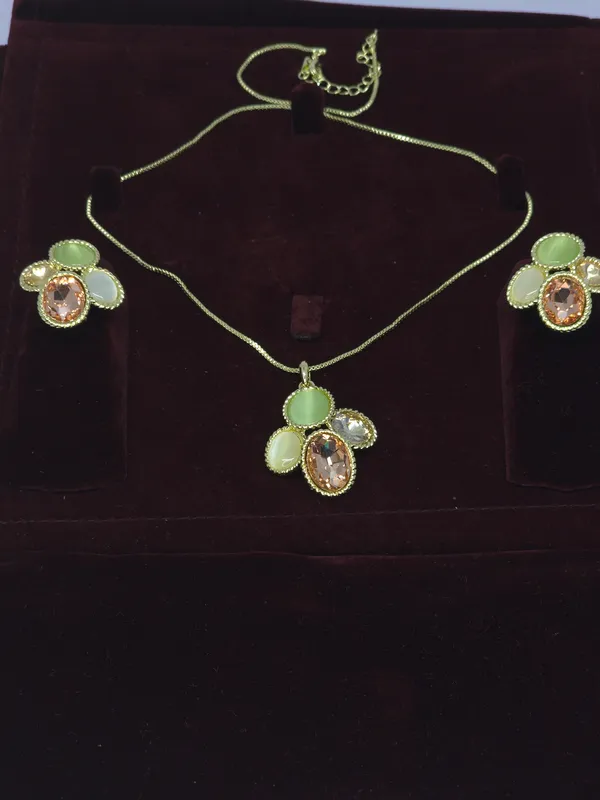 Gold_Tone_Floral_Stone_Necklace_And_Earrings_Set_For_Women