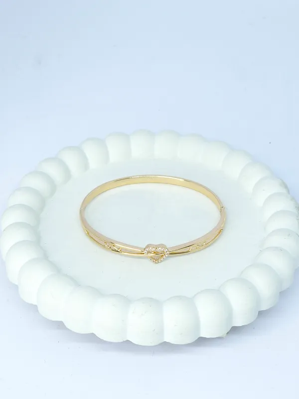 Gold_Tone_Steel_Heart_Centrepiece_Bangle_Bracelet_For_Women