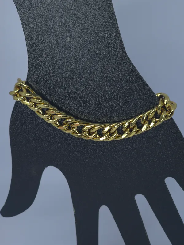 Gold_Tone_Cuban_Link_Bracelet_For_Women
