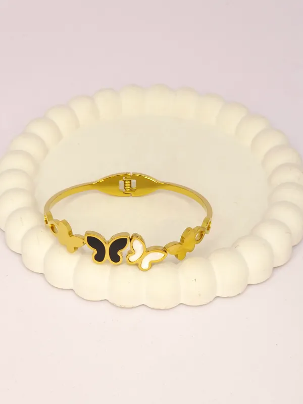 Gold_Tone_Butterfly_Motif_Cuff_Bracelet_For_Women