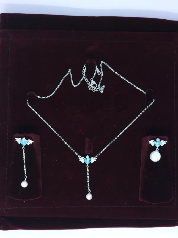 Silver_Tone_Blue_Heart_Necklace_And_Earrings_Set_For_Women