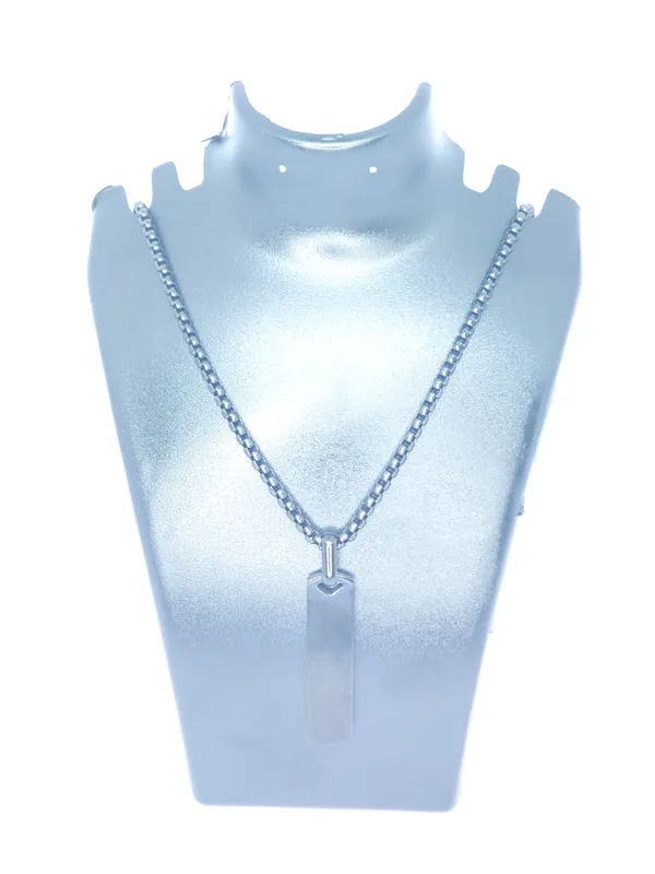 Black_Pendant_Chain_Necklace_For_Men