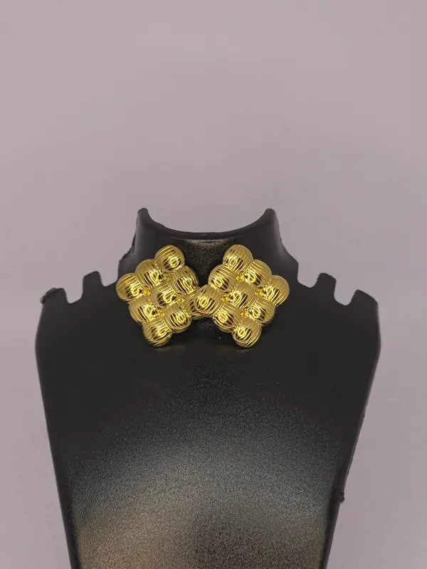 Gold_Tone_Textured_Stud_Earrings_For_Women