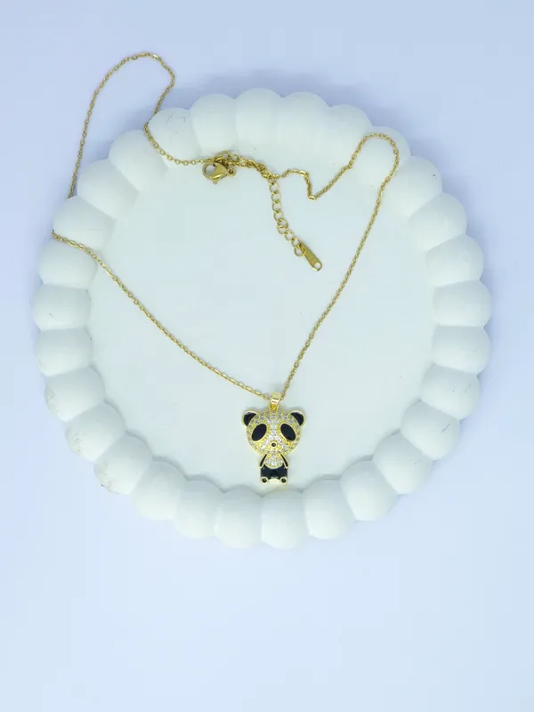 Gold-Tone_Panda_Pendant_Necklace_For_Women