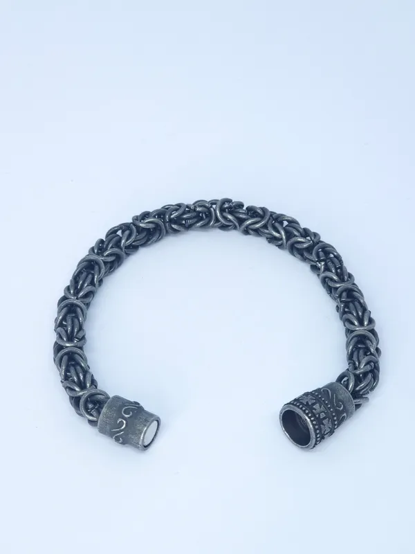 Oxidized_Silver_Chain_Bracelet_For_Women