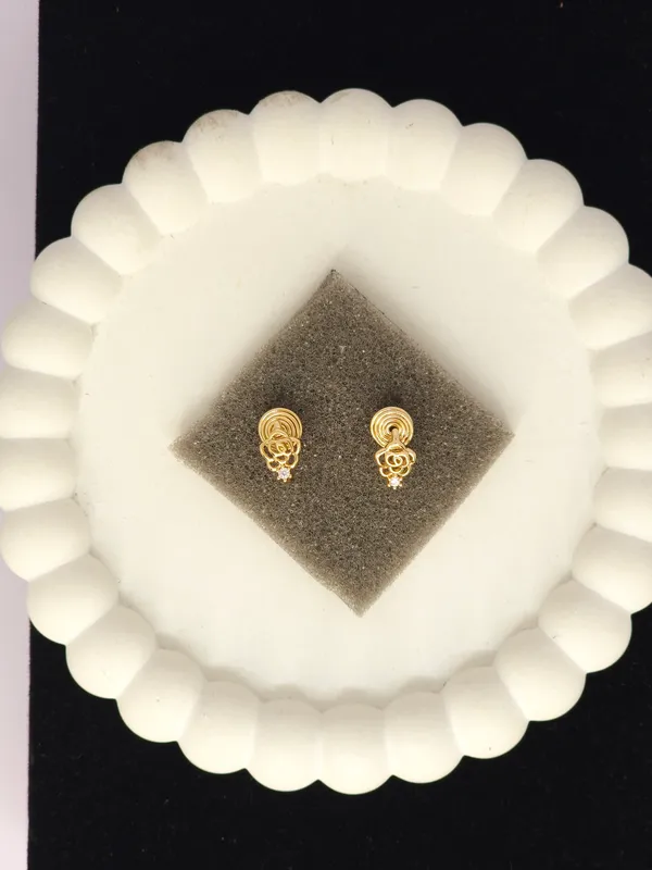 Gold_Tone_Loop_Drop_Earrings_For_Women