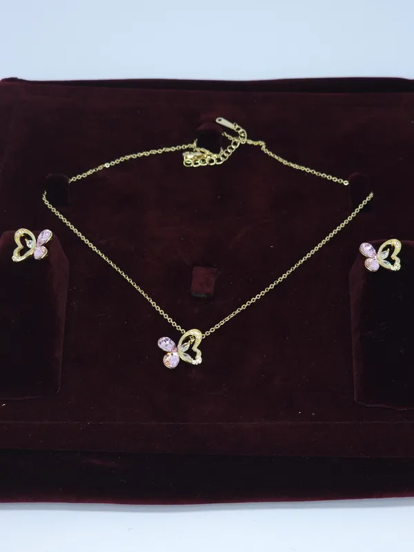 Gold-Tone_Heart_Pendant_Necklace_And_Earrings_Set_For_Women